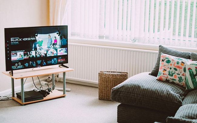 Sự khác biệt giữa TV thông thường và Smart TV Sự khác biệt giữa TV thông thường và Smart TV