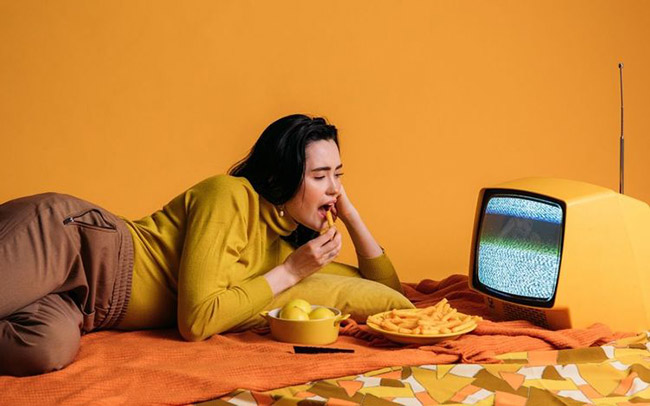 Sự khác biệt giữa TV thông thường và Smart TV Sự khác biệt giữa TV thông thường và Smart TV